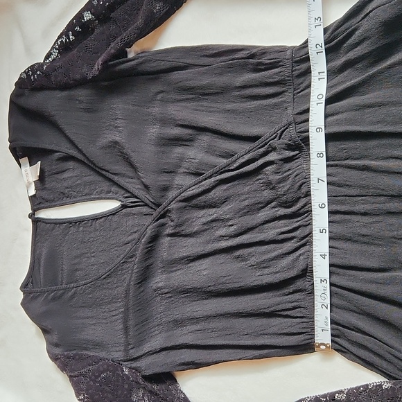 Forever21, Women's Sexy Little Black Romper with Velvet-Like lace sleeves Sz aS - Picture 7 of 11